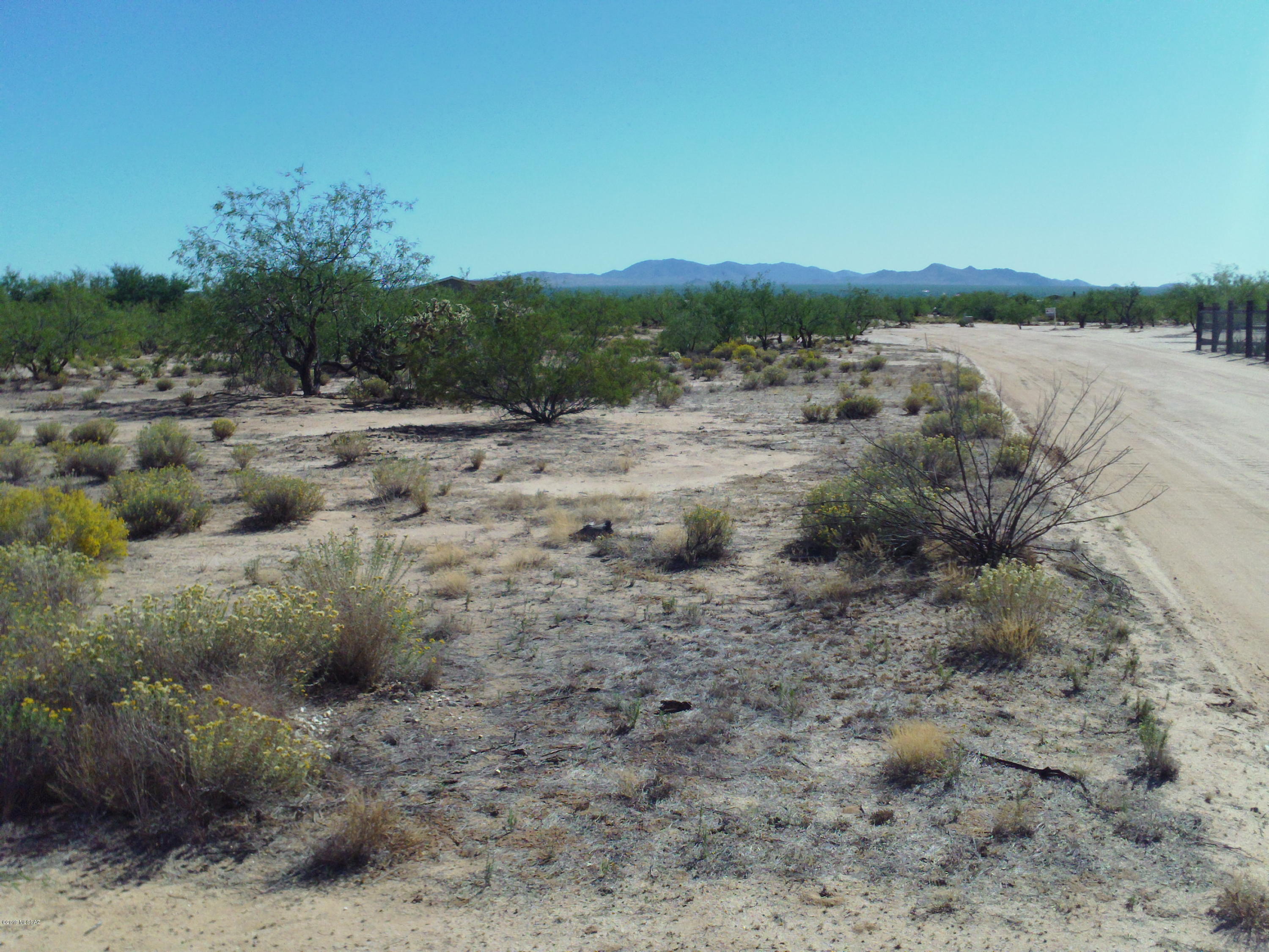 South Marstellar Road, Unit M Tucson, AZ 85736 - Photo 5 of 15 Gallery Image 5
