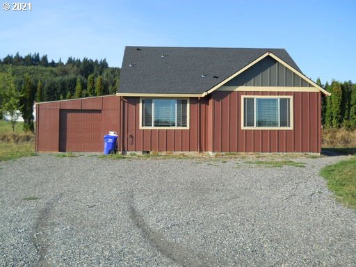 225 Southeast Lucas Road Troutdale, OR 97060 - Photo 2 of 32 Gallery Image 2