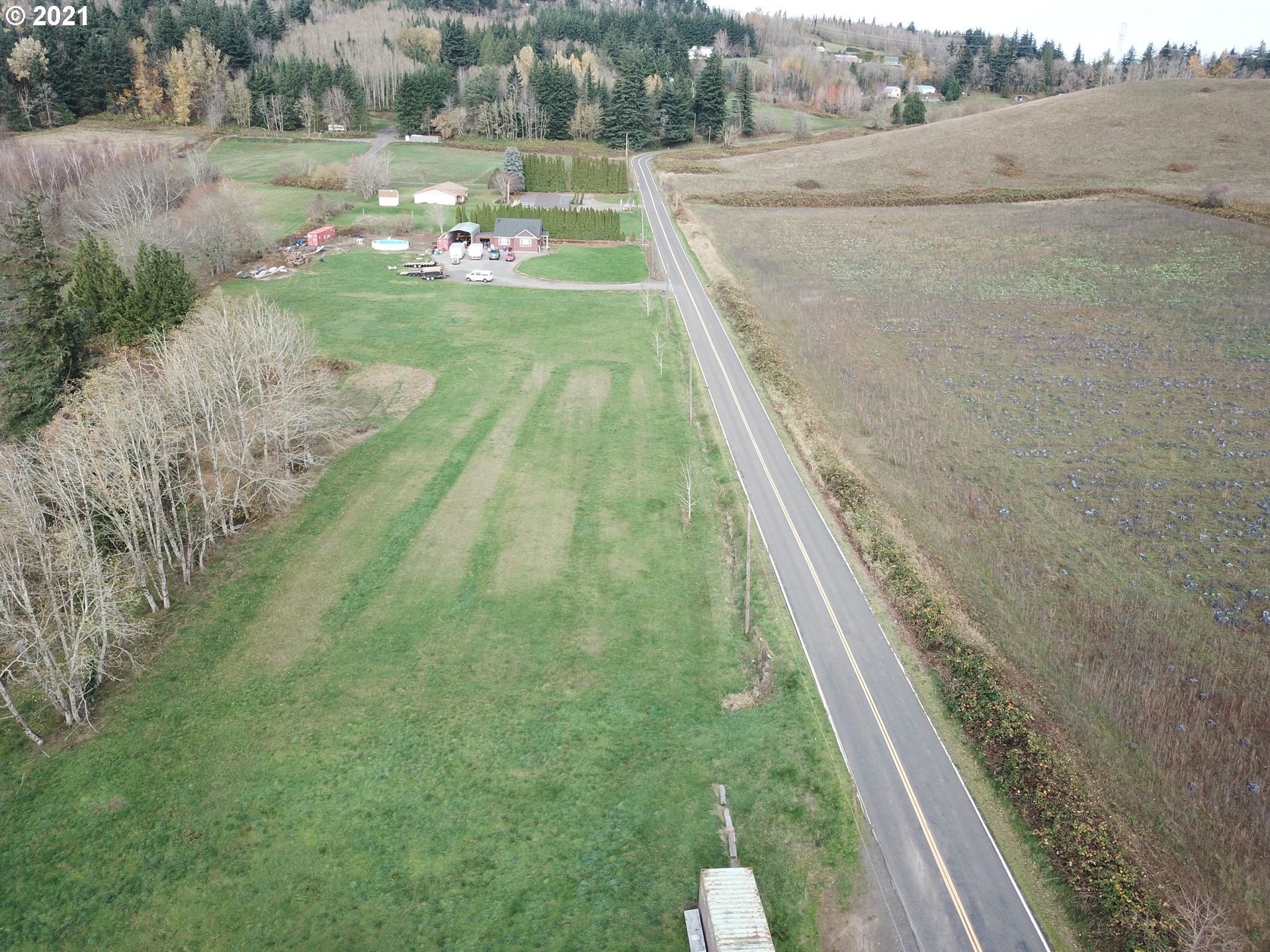 225 Southeast Lucas Road Troutdale, OR 97060 - Photo 31 of 32 Gallery Image 31