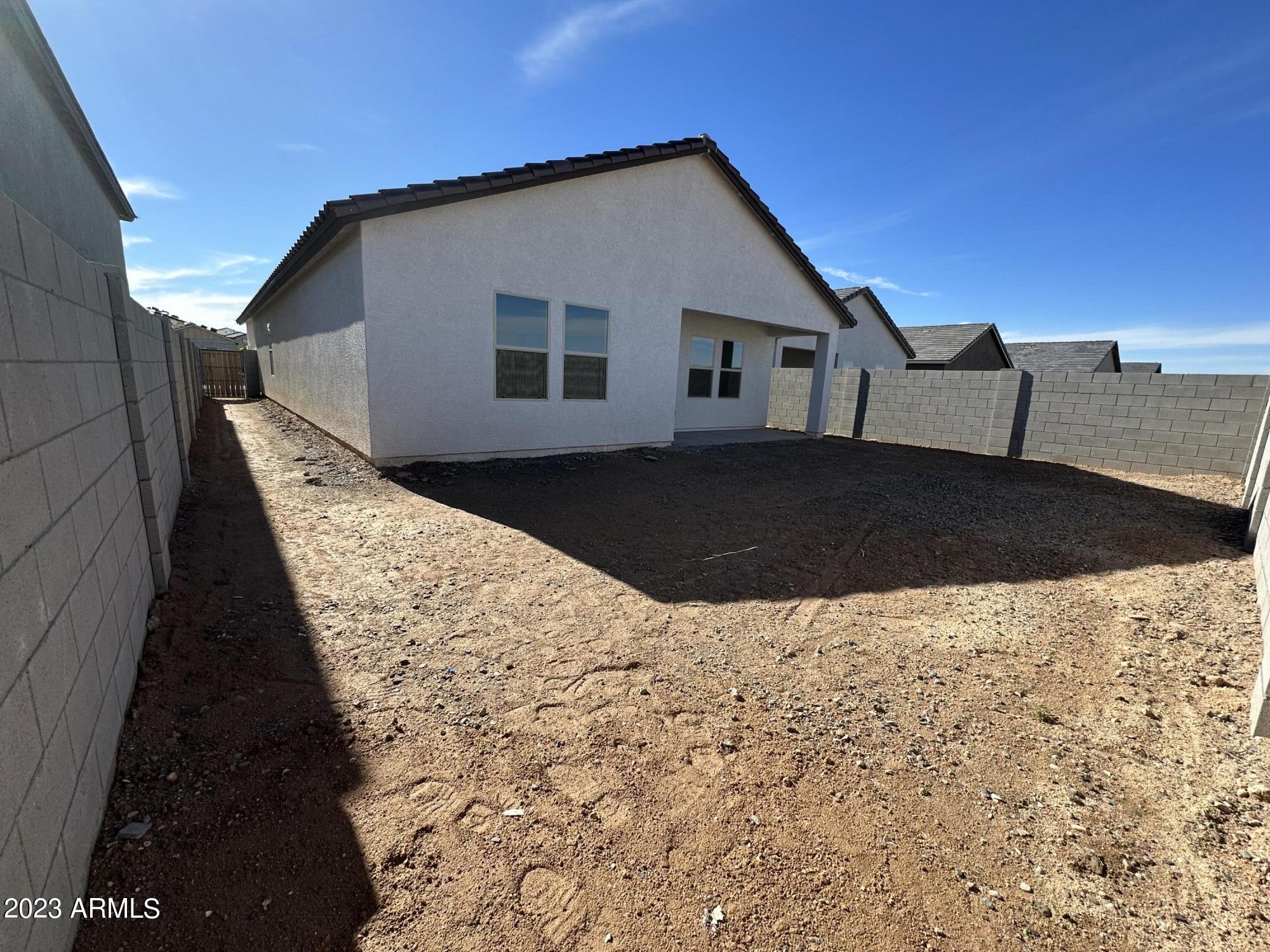 5964 East Athena Road Florence, AZ 85132 - Photo 5 of 14 IMG_0649