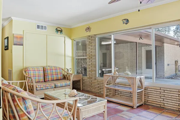 $3,900 | 103 Roleto Drive, San Antonio, TX 78213