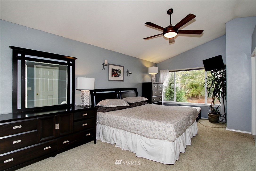 18805 20th Avenue Southeast Bothell, WA 98012 - Photo 14 of 25