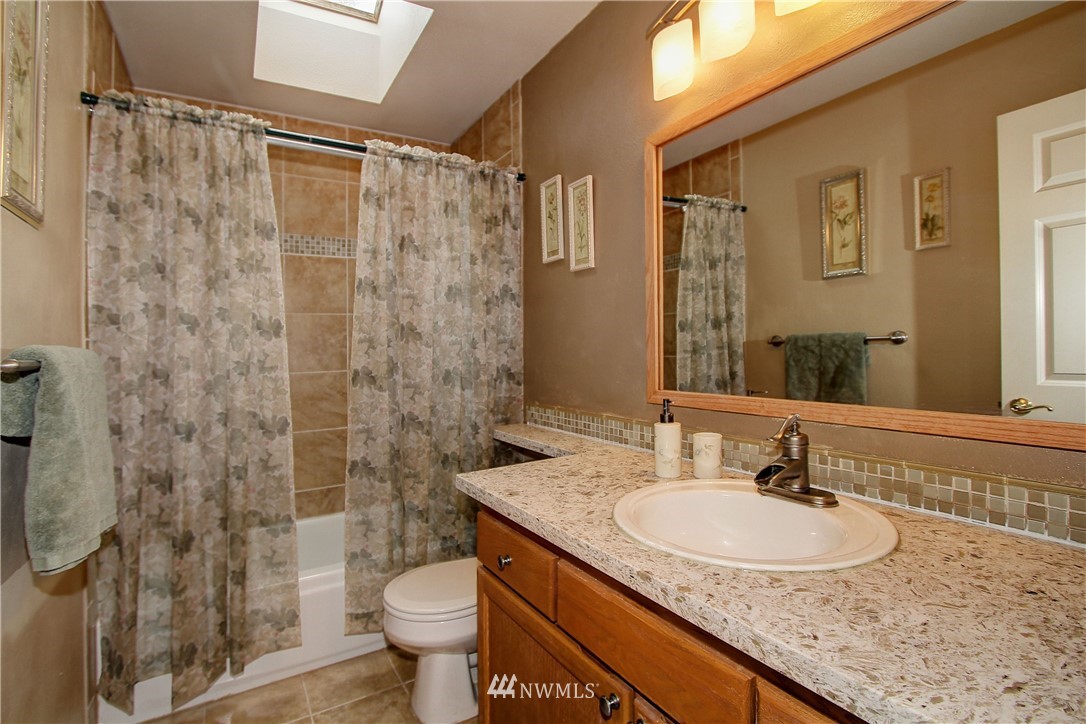 18805 20th Avenue Southeast Bothell, WA 98012 - Photo 20 of 25