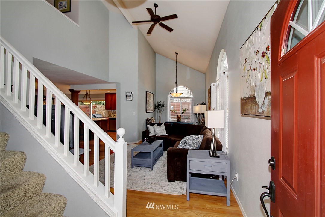 18805 20th Avenue Southeast Bothell, WA 98012 - Photo 4 of 25