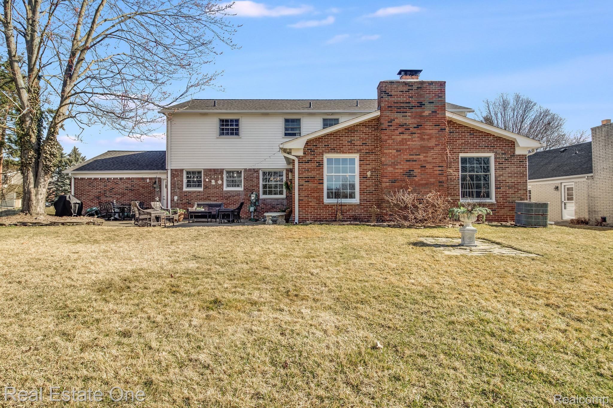 35949 Congress Road Farmington, MI 48335 - Photo 42 of 47 IMG_0366.jpg