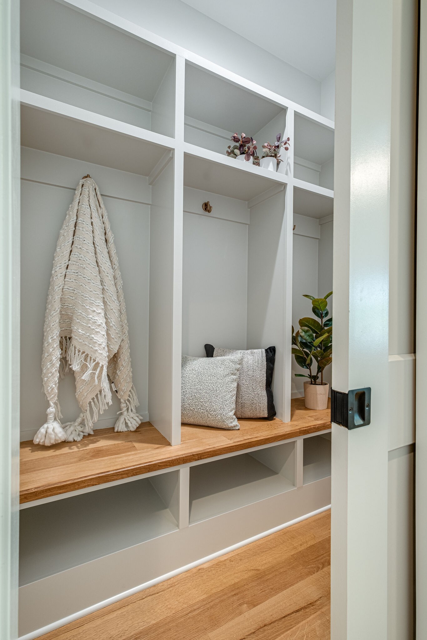 4012 Murphy Road Nashville, TN 37209 - Photo 40 of 63 a bathroom with a sink and mirror