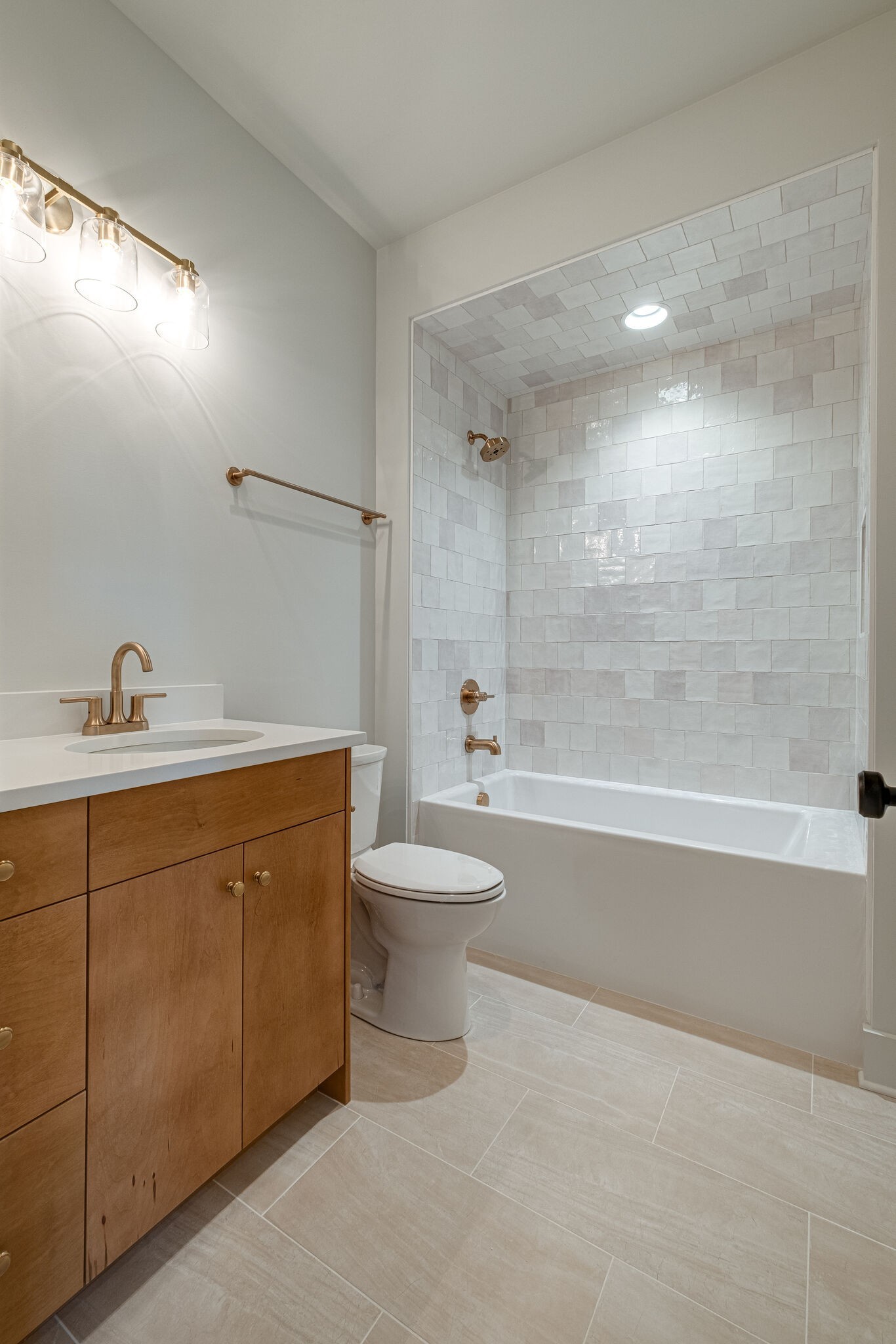 4012 Murphy Road Nashville, TN 37209 - Photo 48 of 63 a bathroom with a sink a toilet and bathtub