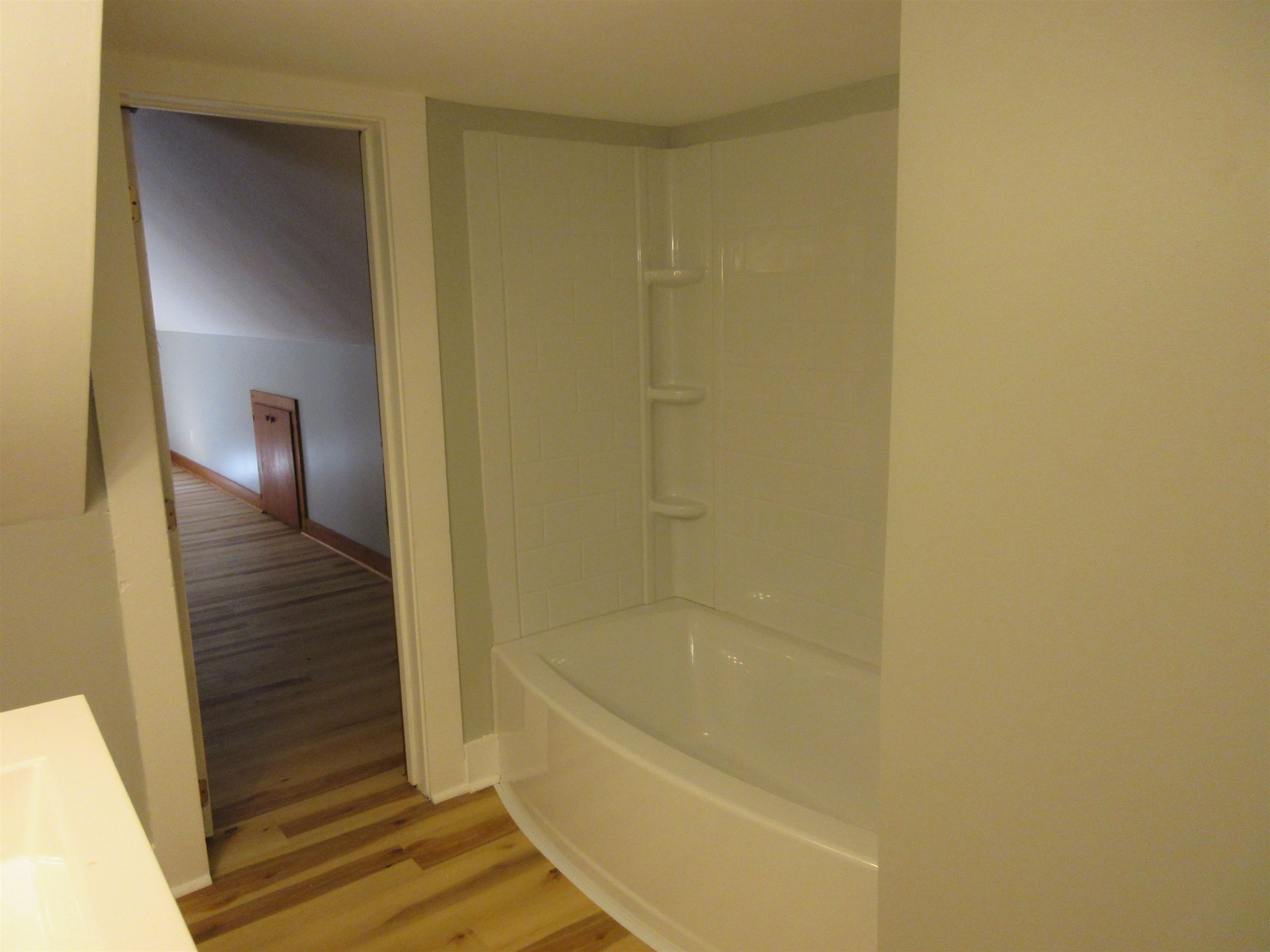 16 North Main Street Antrim, NH 03440 - Photo 8 of 18