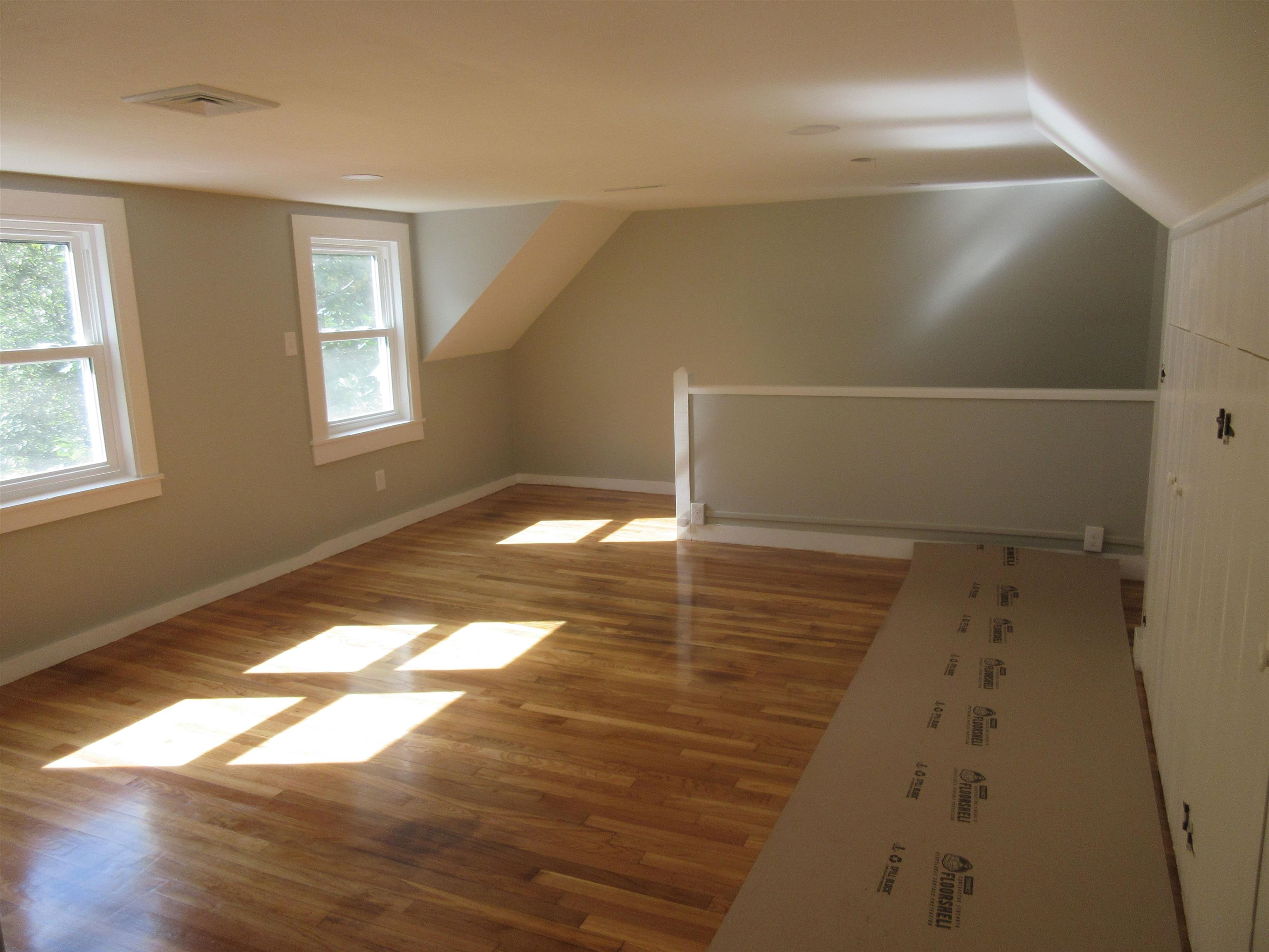 16 North Main Street Antrim, NH 03440 - Photo 10 of 18