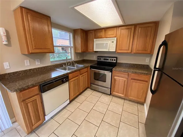 $1,460 | 501 North Hawley Street, Unit B, Eustis, FL 32726