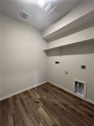 $249,900 | 360 Jacquard Court, Troy, TX 76579