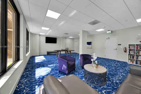 $889,000 | 90 Edgewater Drive, Unit PH25, Coral Gables, FL 33133