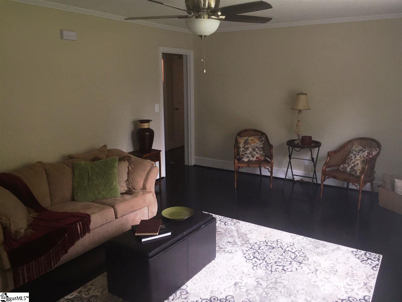 202 Phillips Street Clinton, SC 29325 - Photo 5 of 15 Gallery Image 5