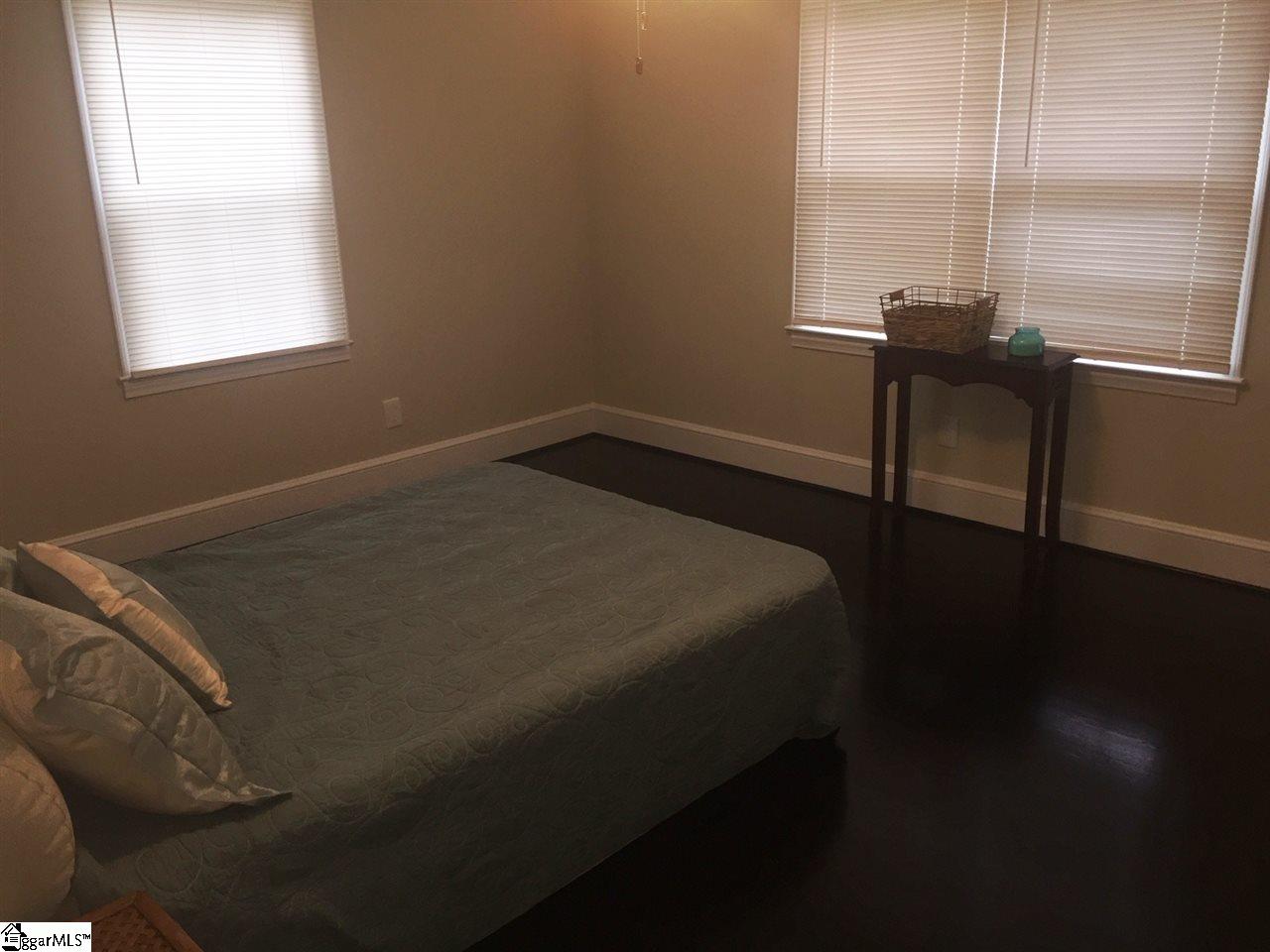 202 Phillips Street Clinton, SC 29325 - Photo 7 of 15 Gallery Image 7