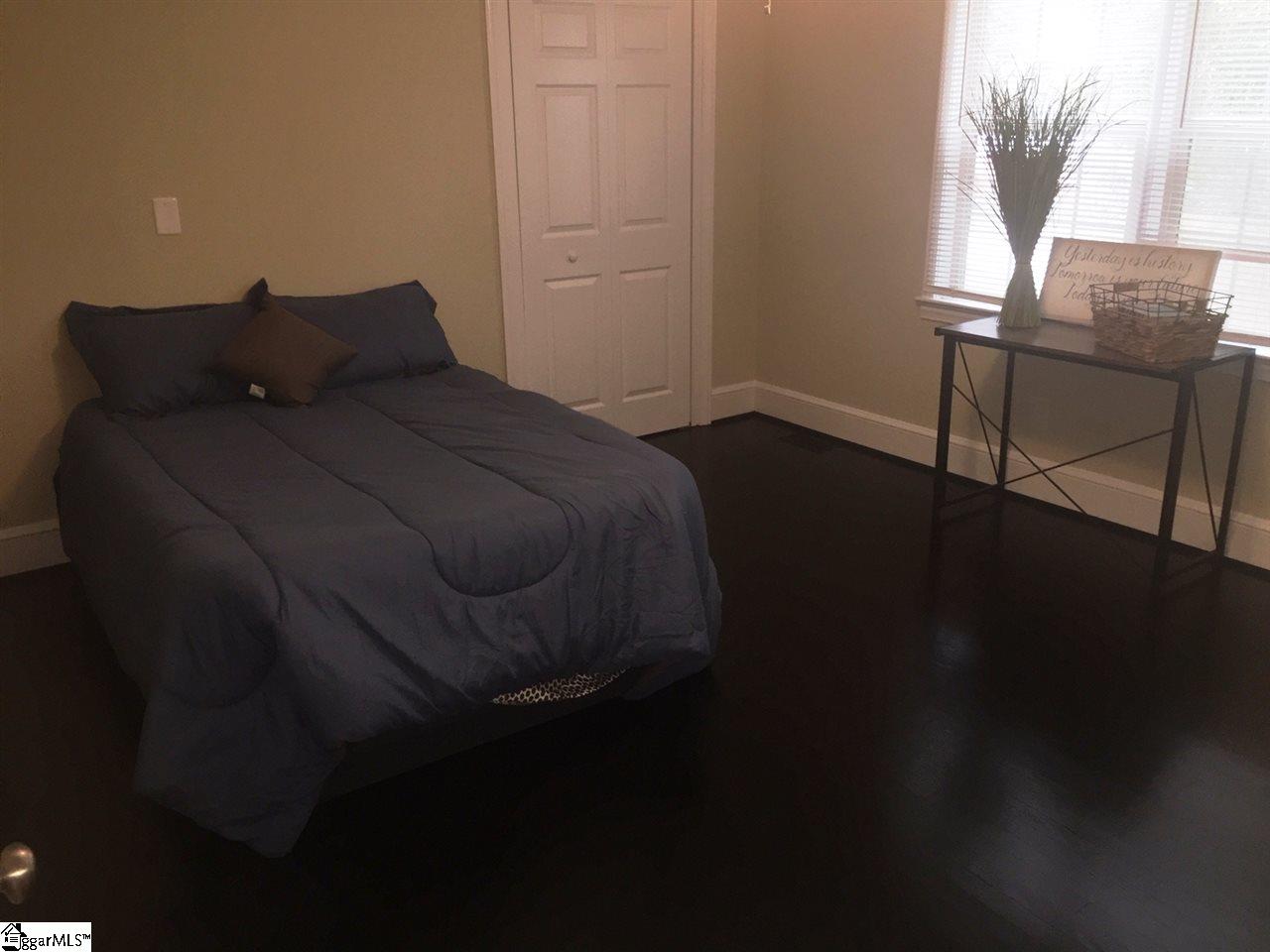 202 Phillips Street Clinton, SC 29325 - Photo 8 of 15 Gallery Image 8