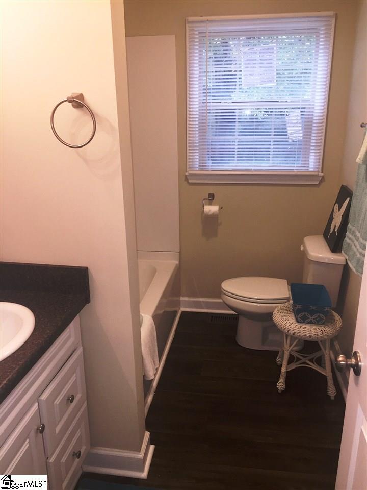 202 Phillips Street Clinton, SC 29325 - Photo 9 of 15 Gallery Image 9