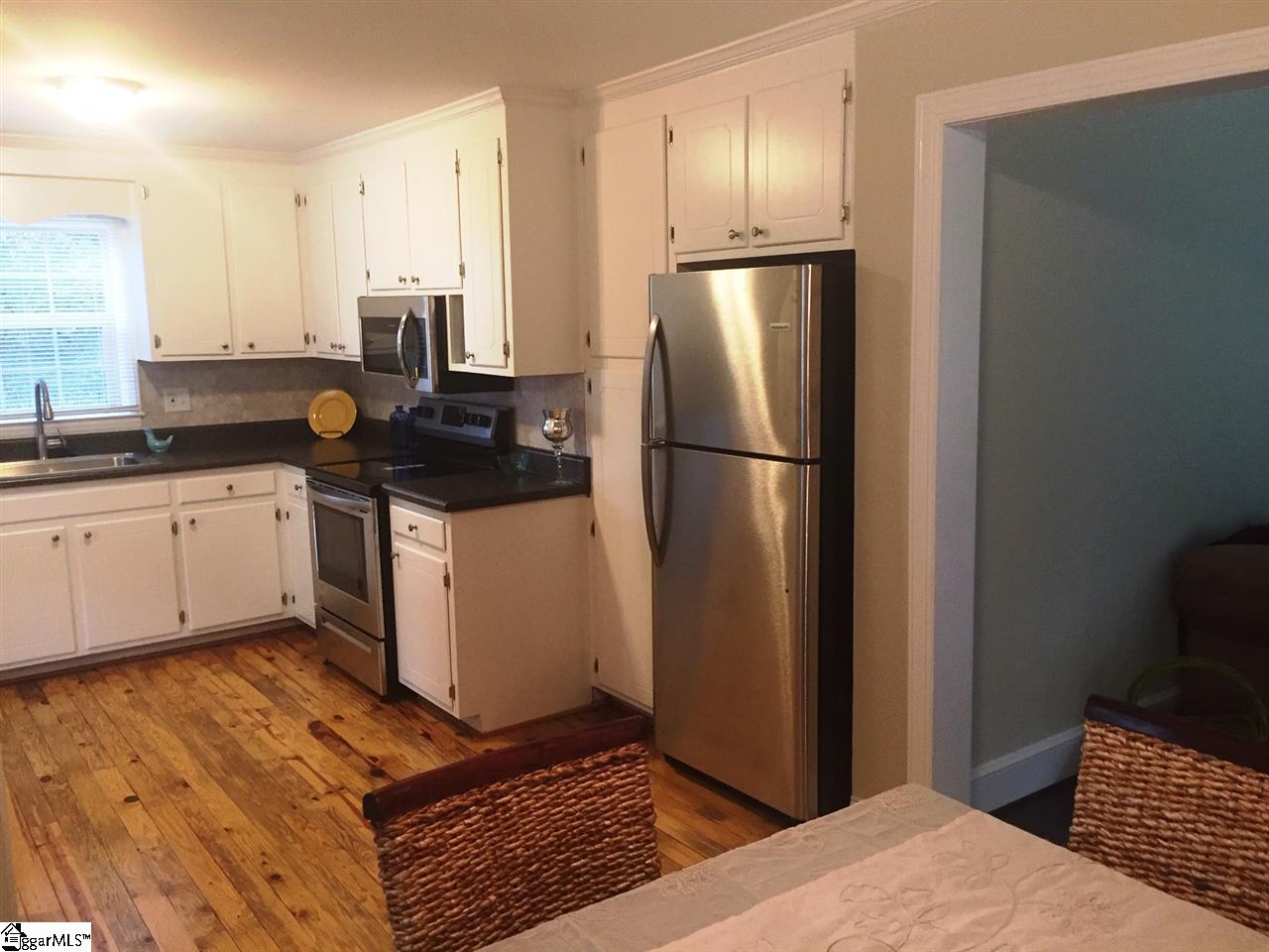 202 Phillips Street Clinton, SC 29325 - Photo 10 of 15 Gallery Image 10