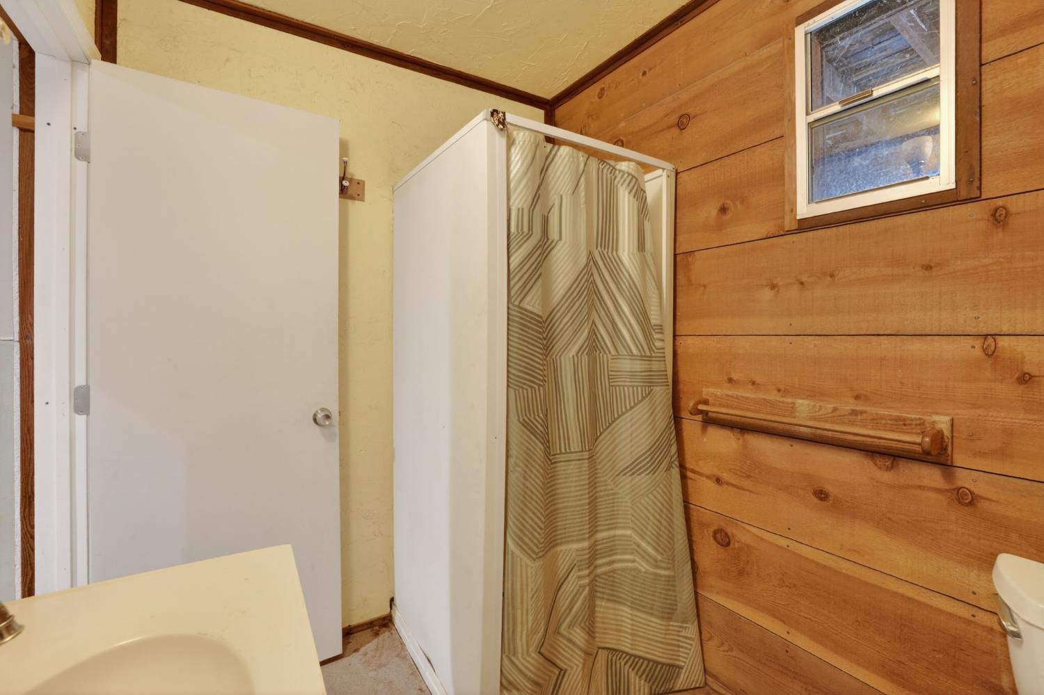 4290 Rancho Montes Drive Placerville, CA 95667 - Photo 14 of 47 a bathroom with a shower and a sink