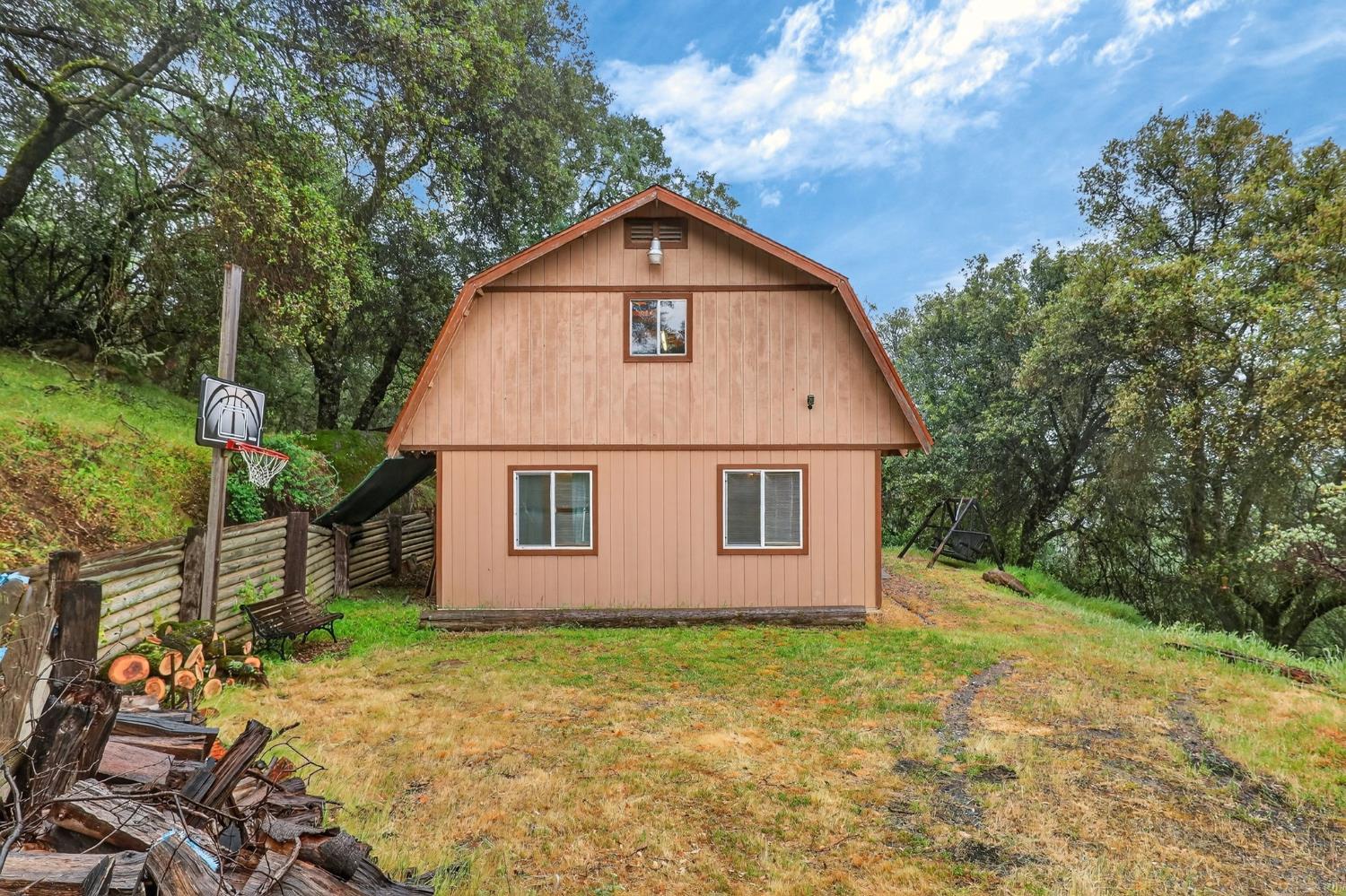 4290 Rancho Montes Drive Placerville, CA 95667 - Photo 2 of 47 a view of a backyard of house