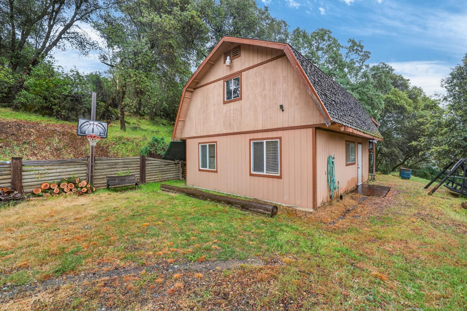 4290 Rancho Montes Drive Placerville, CA 95667 - Photo 3 of 47 a view of a backyard of the house