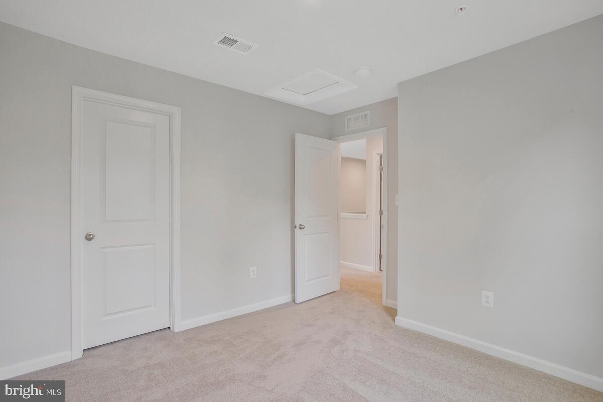 5402 Vergo Road Capitol Heights, MD 20743 - Photo 35 of 43