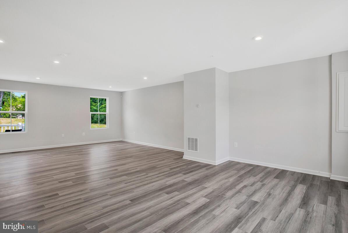 5402 Vergo Road Capitol Heights, MD 20743 - Photo 6 of 43