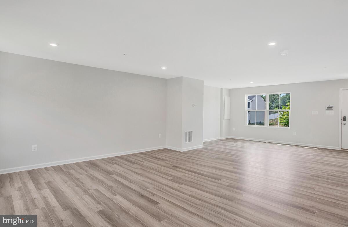 5402 Vergo Road Capitol Heights, MD 20743 - Photo 9 of 43