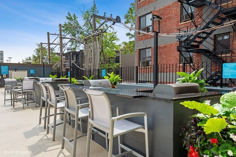 655 West Irving Park Road, Unit 1813 Chicago, IL 60613 - Photo 20 of 25