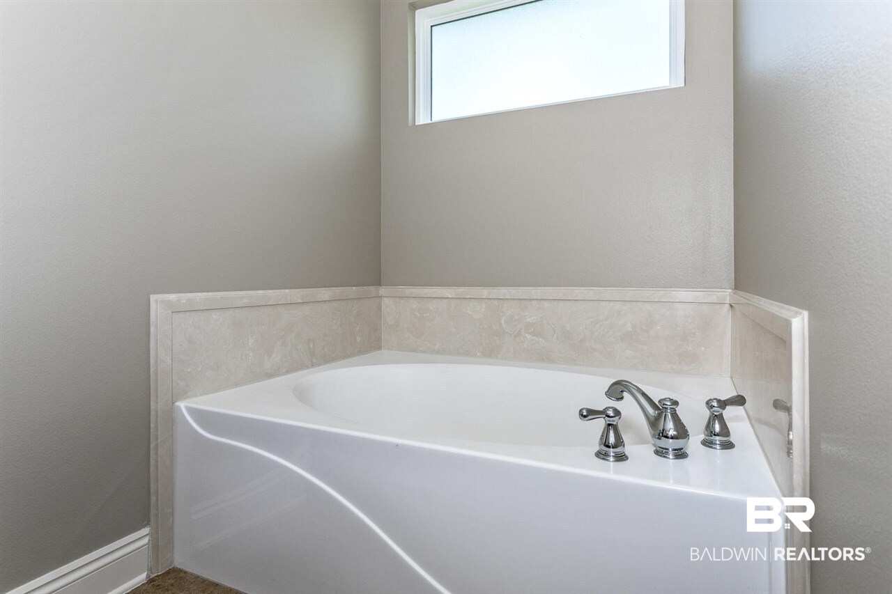 21605 Talbot Lane Robertsdale, AL 36567 - Photo 17 of 30