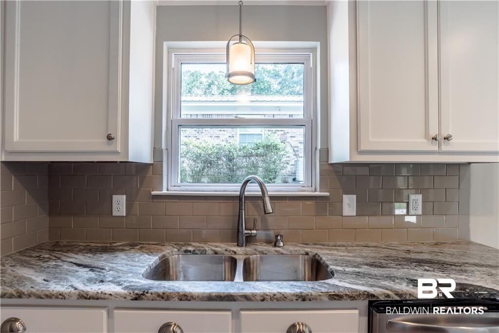 2613 Shay Court Mobile, AL 36695 - Photo 9 of 23