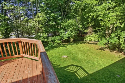 $885,000 | 124 Englefield Drive, Gaithersburg, MD 20878