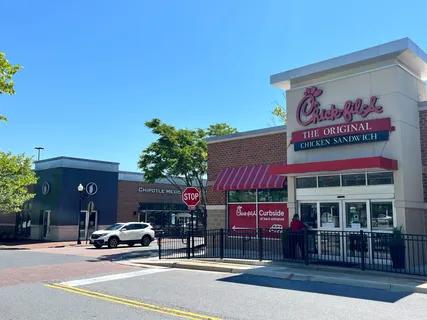 $885,000 | 124 Englefield Drive, Gaithersburg, MD 20878