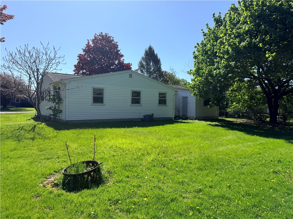 12 Gannett Road Farmington, NY 14425 - Photo 7 of 27