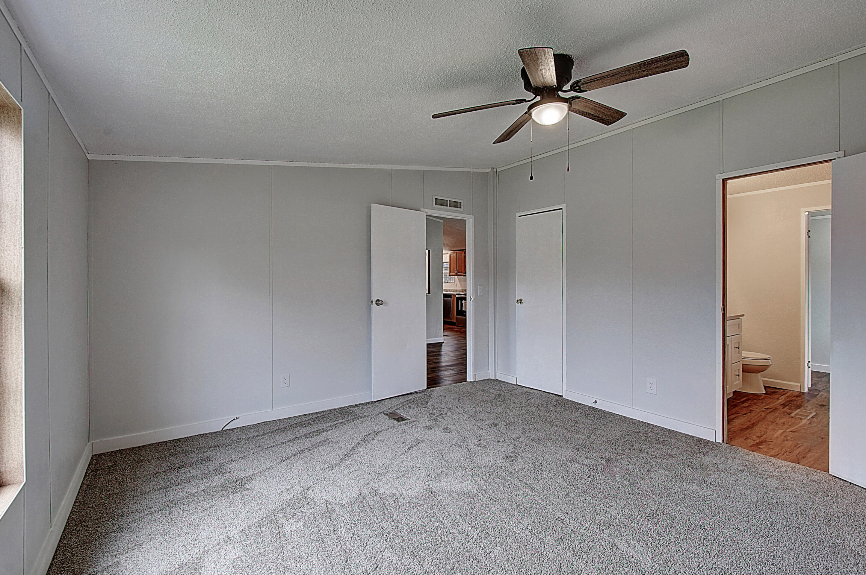 2050 Dave Buck Road Johnson City, TN 37601 - Photo 13 of 28 DSC_0220And8more