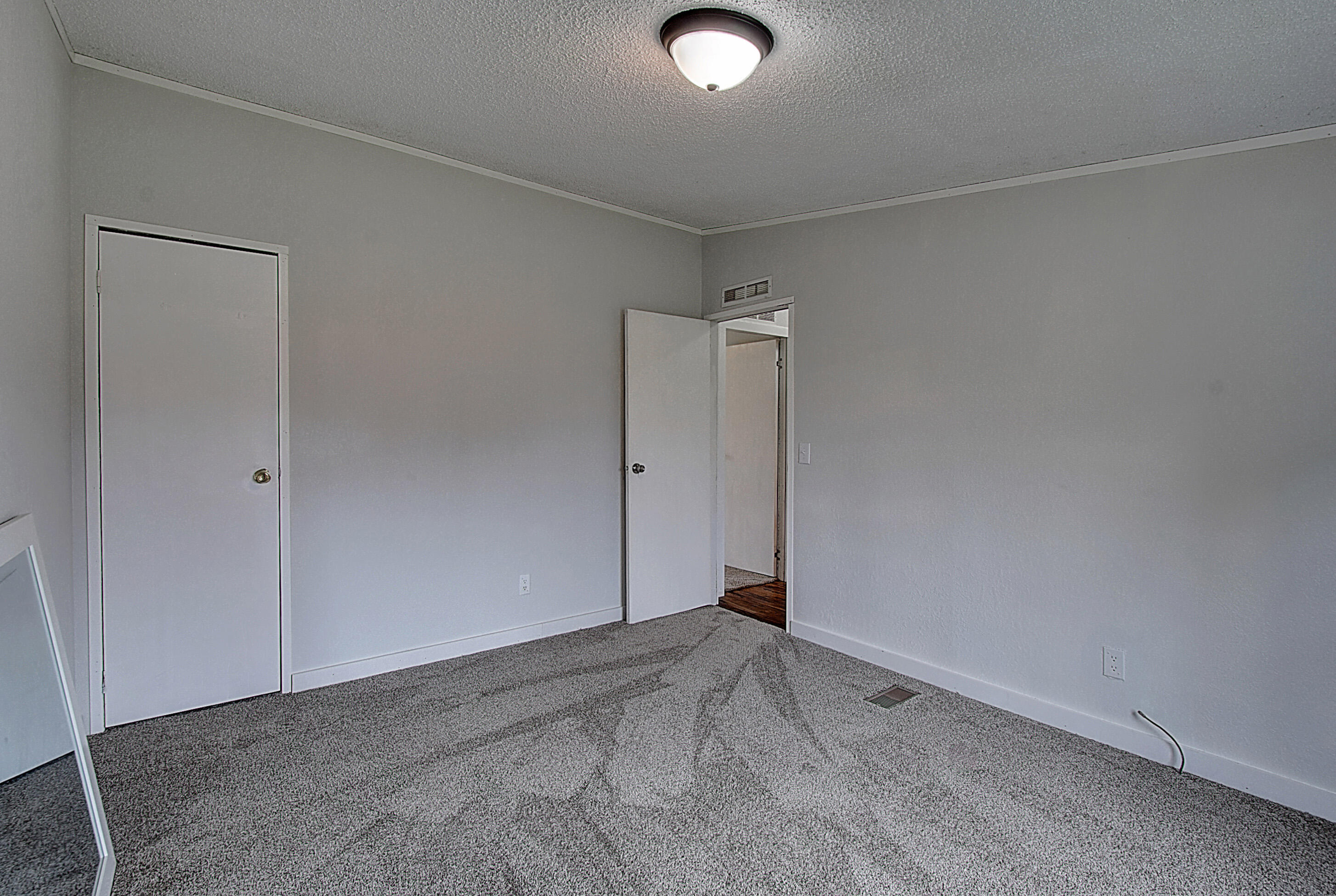 2050 Dave Buck Road Johnson City, TN 37601 - Photo 19 of 28 DSC_0319And8more