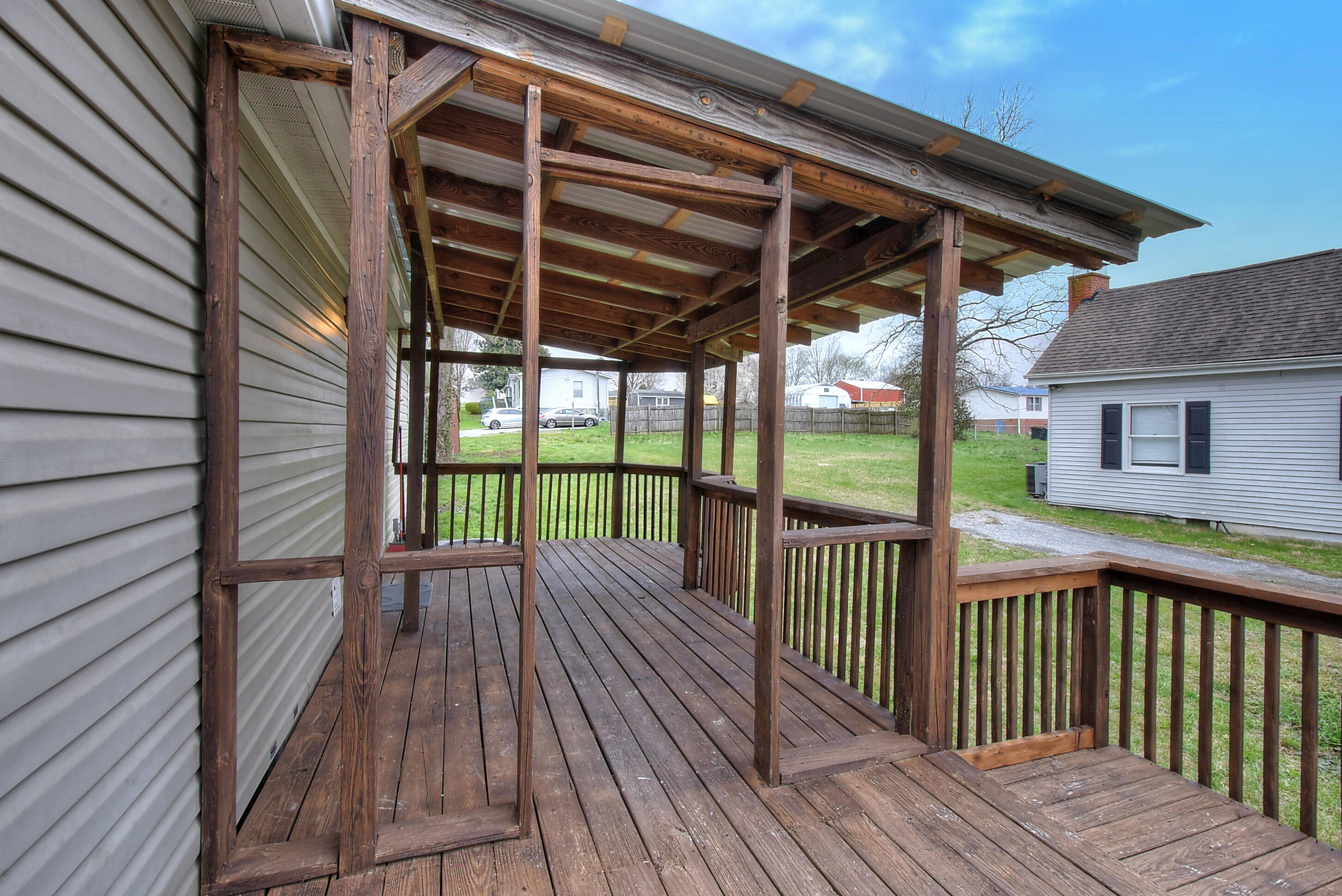 2050 Dave Buck Road Johnson City, TN 37601 - Photo 23 of 28 DSC_0382_3_4_5_6_7 (1)