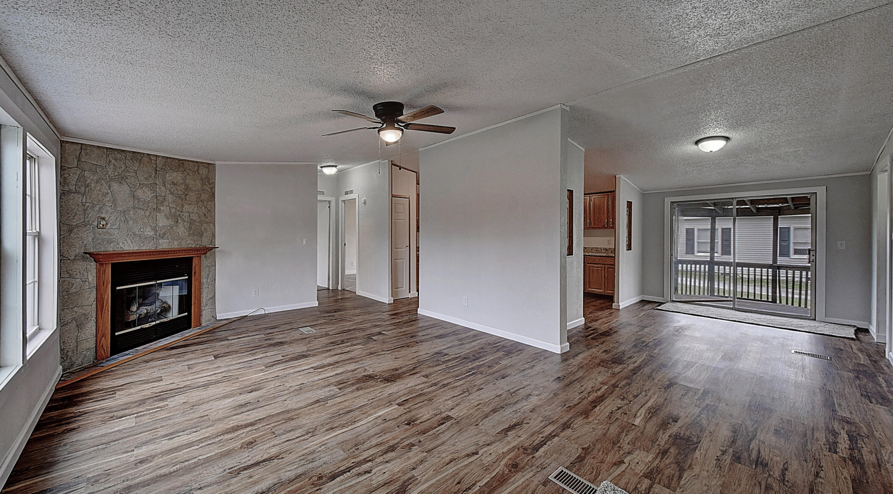 2050 Dave Buck Road Johnson City, TN 37601 - Photo 4 of 28 DSC_0049And8more_stitch