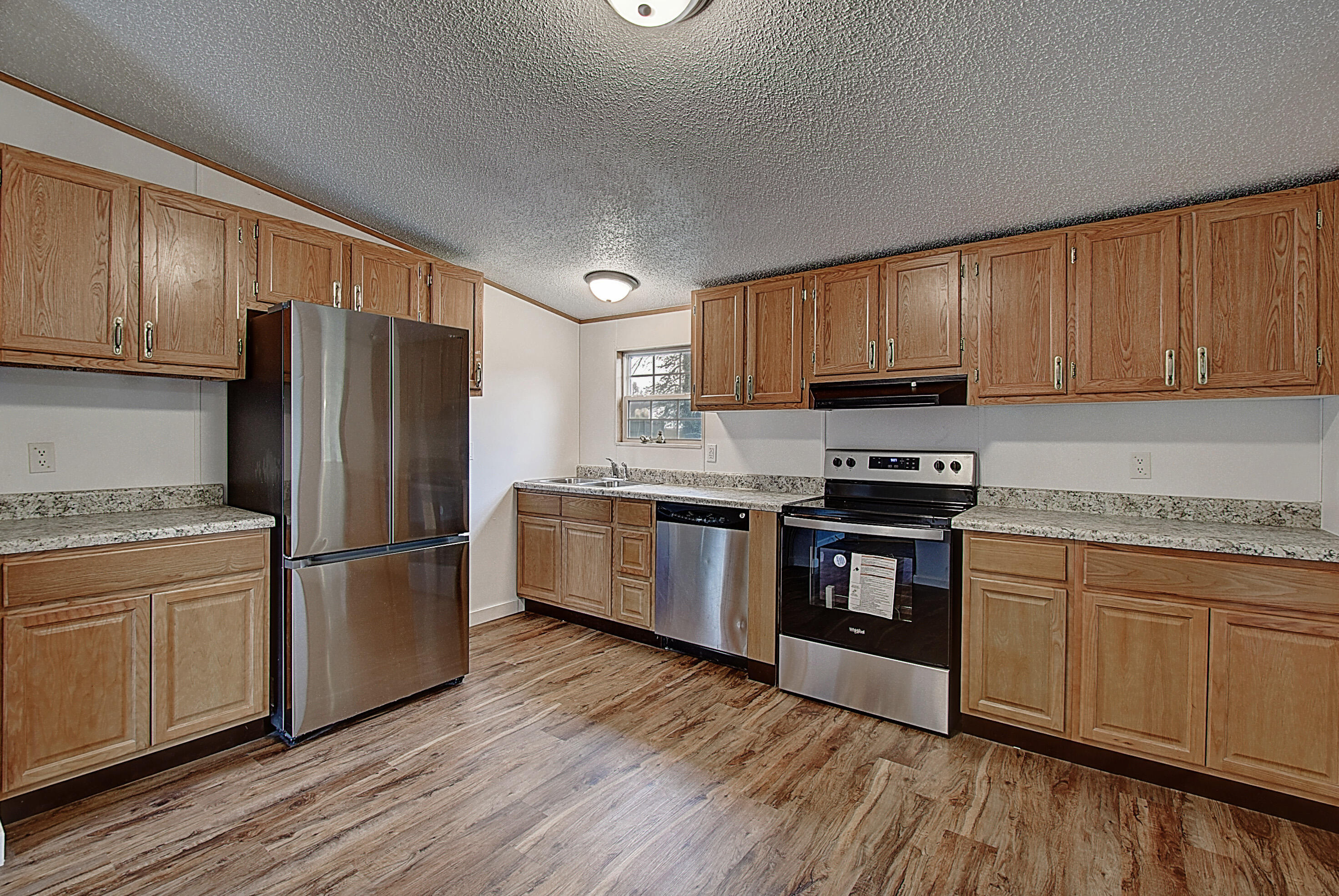 2050 Dave Buck Road Johnson City, TN 37601 - Photo 9 of 28 DSC_0148And8more