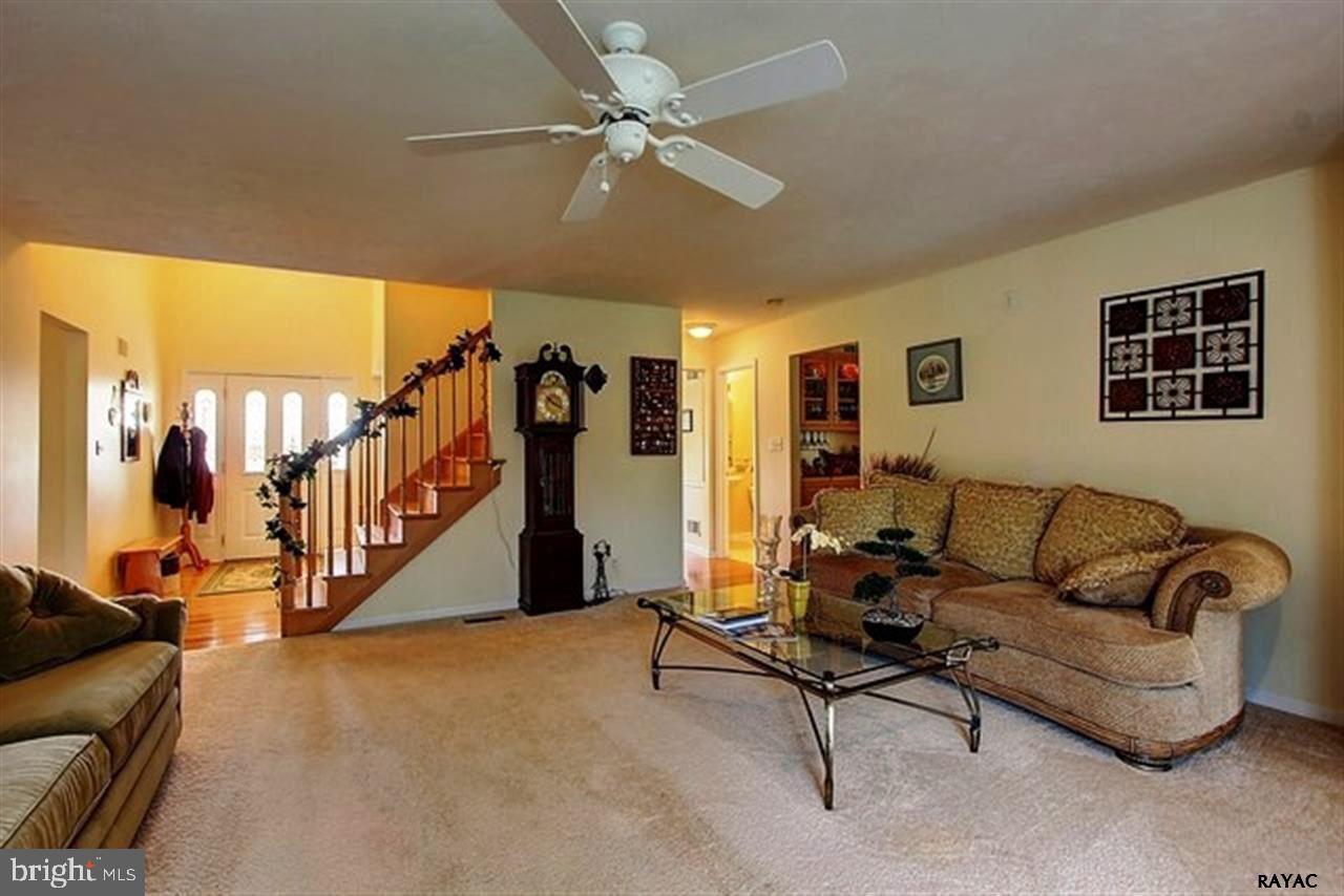 1281 Beck Mill Road Hanover, PA 17331 - Photo 18 of 36