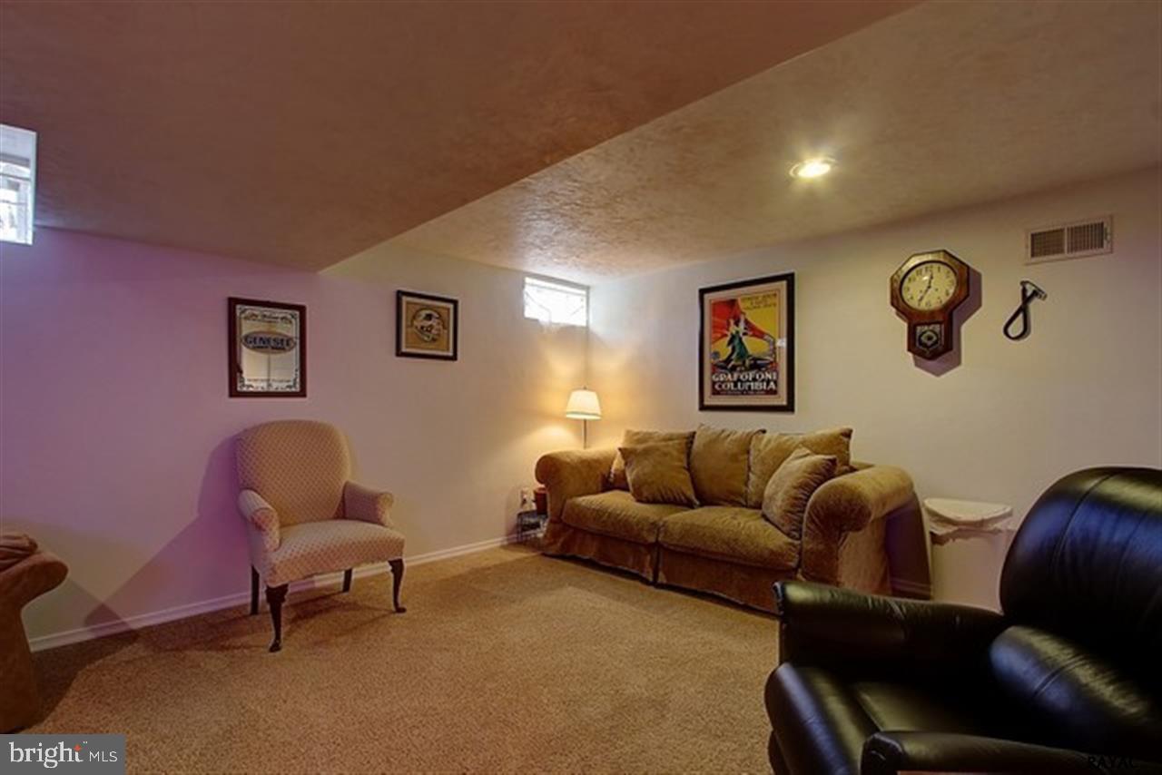 1281 Beck Mill Road Hanover, PA 17331 - Photo 34 of 36