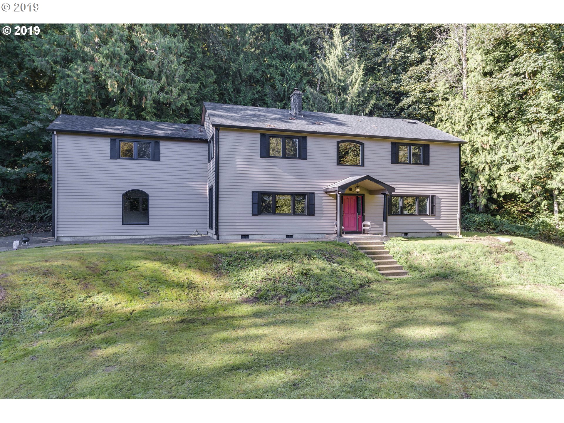 15520 South Maplelane Road Oregon City, OR 97045 - Photo 1 of 31 Gallery Image 1