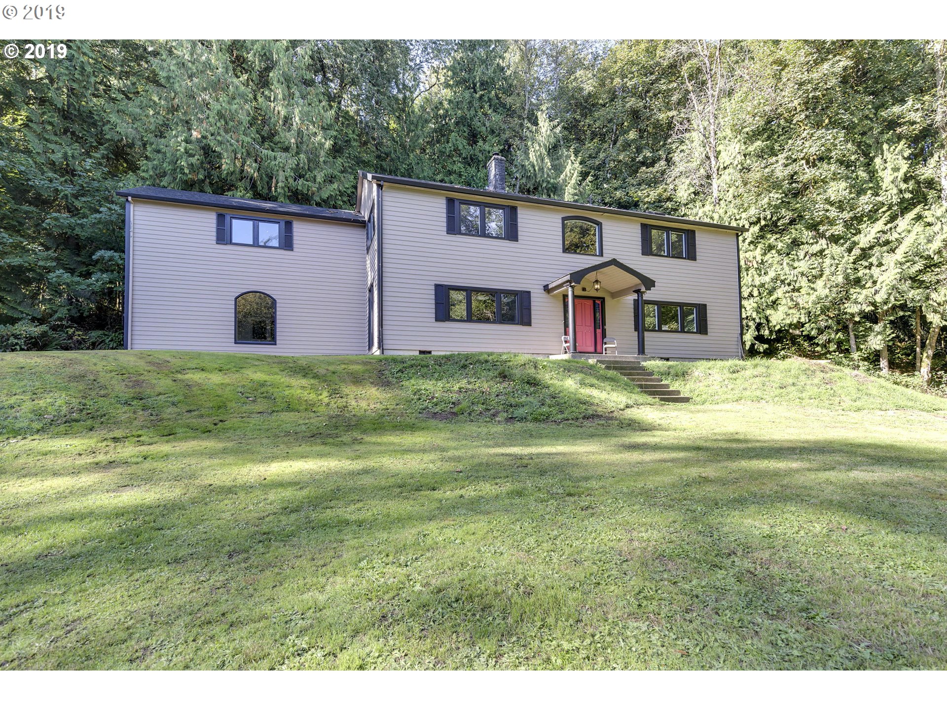 15520 South Maplelane Road Oregon City, OR 97045 - Photo 2 of 31 Gallery Image 2