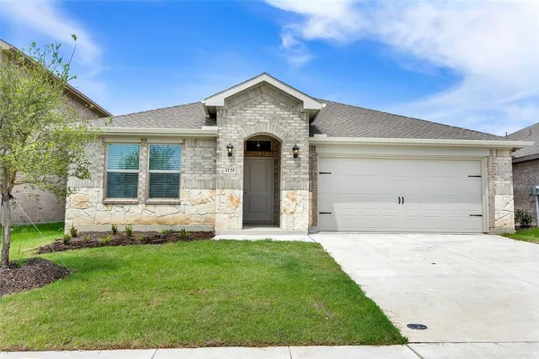 $2,300 | 4120 Turquoise Avenue, Celina, TX 75009