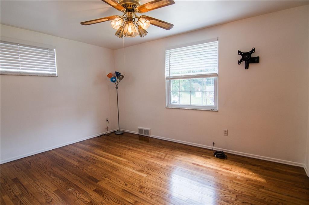 138 Matterhorn Road Monroeville, PA 15146 - Photo 16 of 33