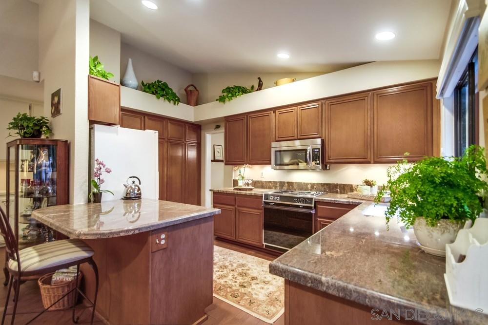 16107 Summer Sage Road Poway, CA 92064 - Photo 11 of 25