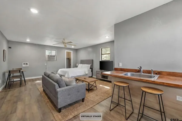 $180,000 | 16680 State Highway 64, Tyler, TX 75707