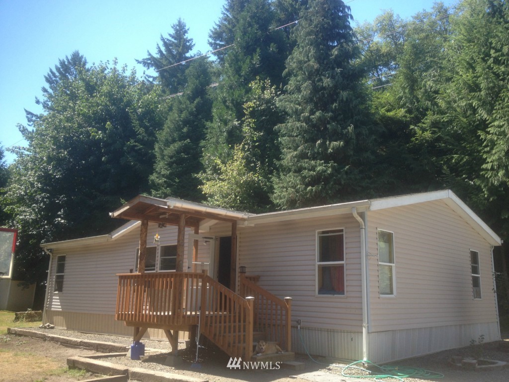 102 Cook Ferry Road Castle Rock, WA 98611 - Photo 1 of 25 Gallery Image 1