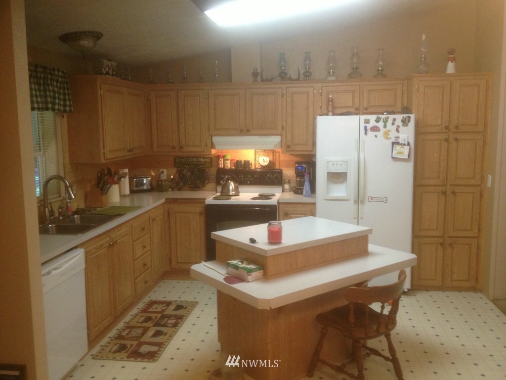 102 Cook Ferry Road Castle Rock, WA 98611 - Photo 3 of 25 Gallery Image 3