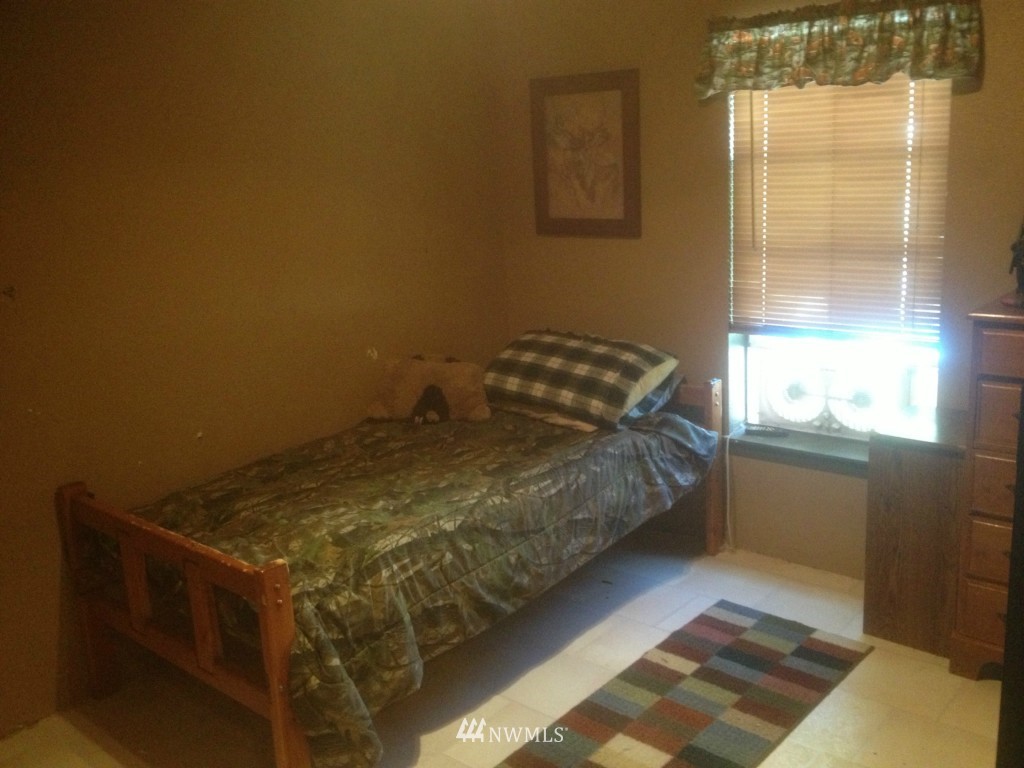 102 Cook Ferry Road Castle Rock, WA 98611 - Photo 8 of 25 Gallery Image 8