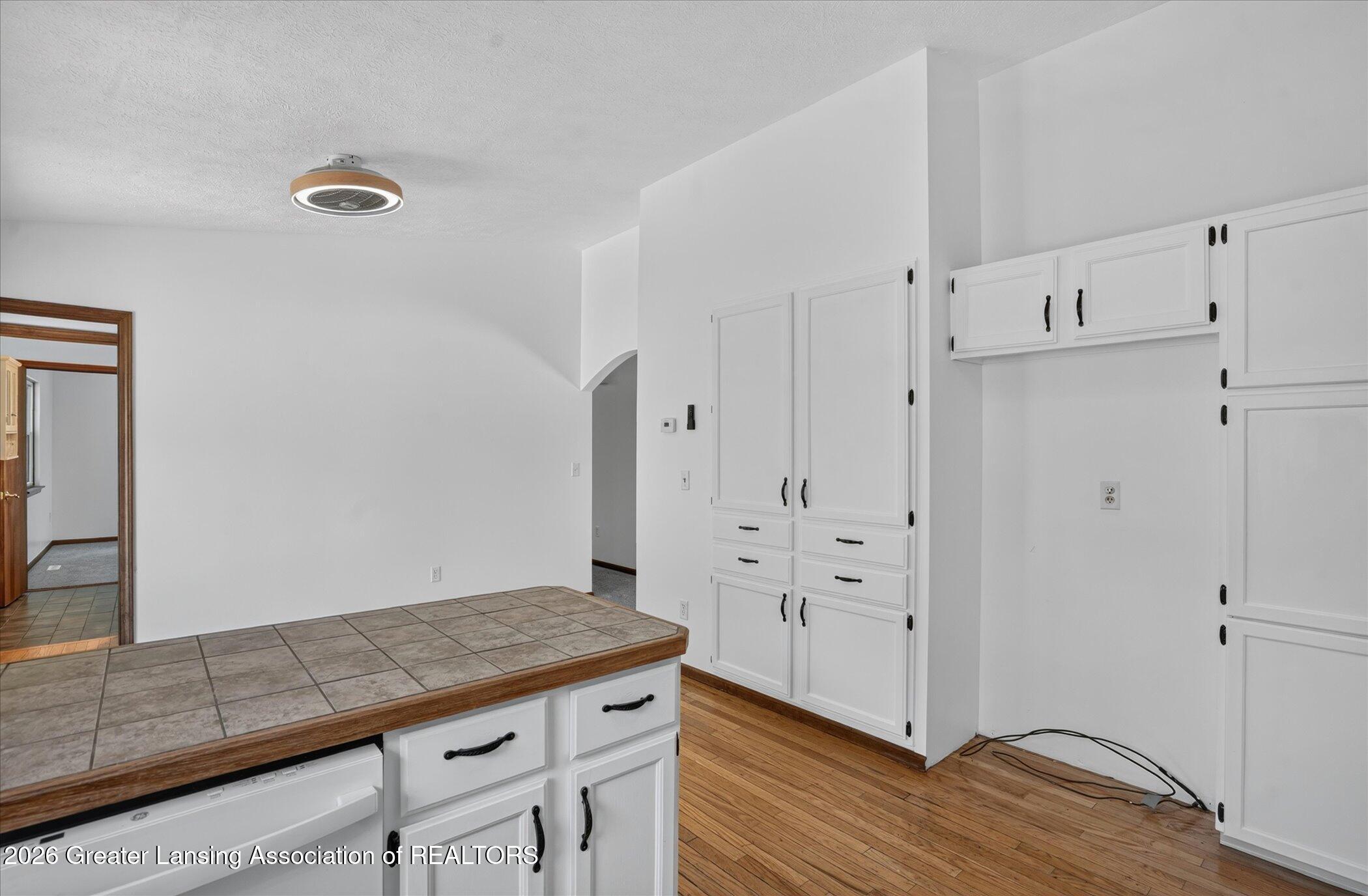 3970 Vanneter Road Williamston, MI 48895 - Photo 16 of 53 17-3970-Vanneter-Rd-Williamston-WindowSt